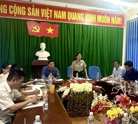 Đoàn Giám sát của Ban Pháp chế Hội đồng nhân dân huyện giám sát các xã: Ia JLơi, Ea Rốk, thị trấn Ea Súp, Ea Lê và YaTờMốt.